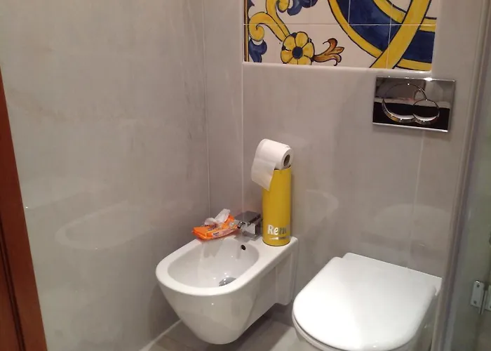 홈스테이 카나스 인 *